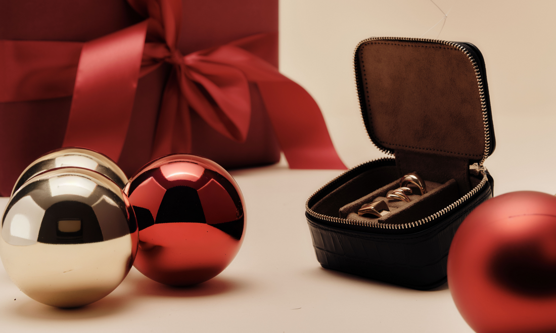 Leather Gift Ideas: 12 Holiday Accessory Must-Haves